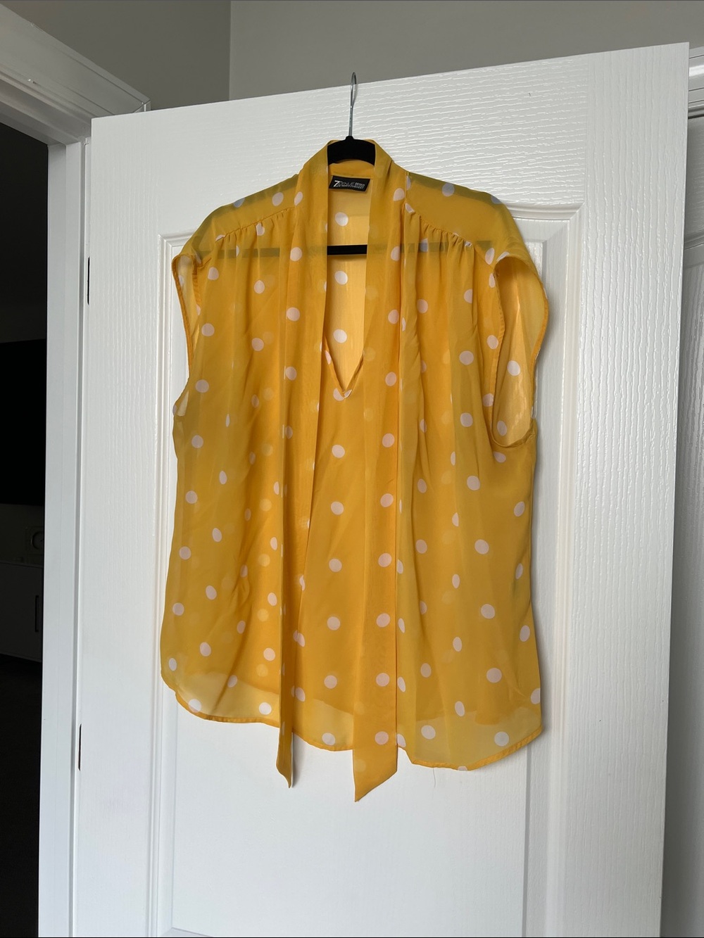 New York & Company Yellow Polka Dot Tie-Front Sleeveless Camisole